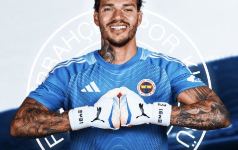 穆里尼奥下课仅3天，前东家不装了！4700万签3位强援，让穆帅心寒