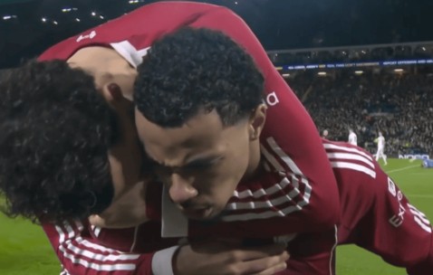 补时破门！英超神剧情：利物浦惨遭绝平，斯洛特气炸了