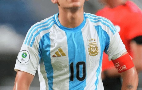 才来曼城！新梅西就被租借！想去意甲瓜帅不让，远赴西甲证明自己