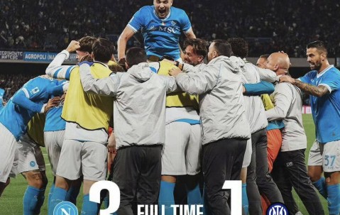 那不勒斯3-1终结国米7连胜，孔蒂执教风格遭质疑，意甲争冠形势激烈
