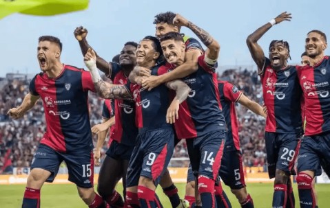 意甲深度解析：卡利亚里保级深陷泥潭，那不勒斯客场冲分，强弱对话无悬念