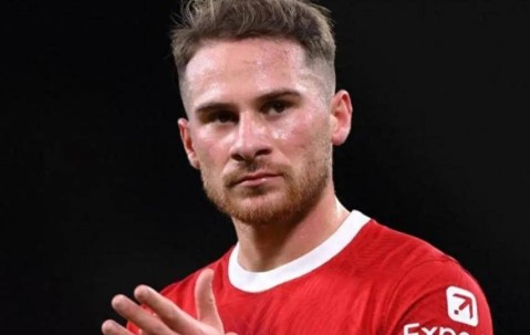 卡拉格刚骂完他就爆发！利物浦10号欧冠一战封神，斯洛特终于用对人了