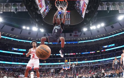 坎宁安18+9+13杜伦26+13 活塞擒公牛5连胜